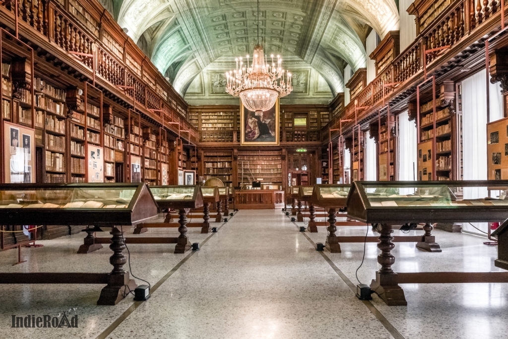 Biblioteca Nazionale Braidense milano brera luoghi segreti